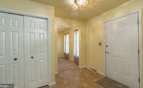11 White Birch Ave, Navy Sup Dpt, PA 17050-1643