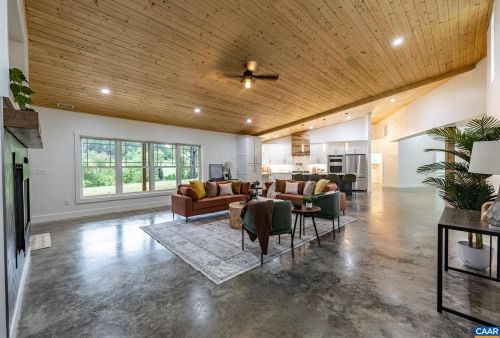 2615 Amicus Rd, Stanardsville VA  22973-3163 exterior