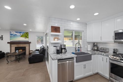 1373 Cody Ct, Upland CA  91786-2123 exterior