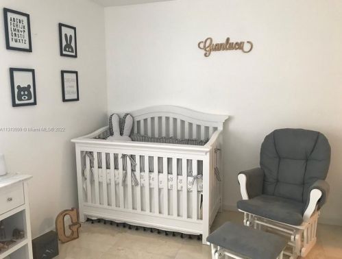 574 159th Ave, Hollywood FL  33028-1551 exterior