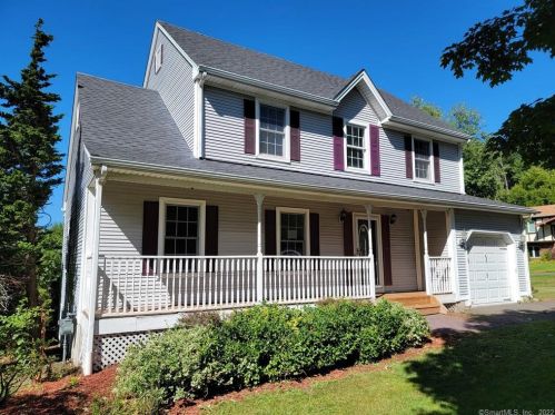 529 Hart St, Southington, CT 06489-2458