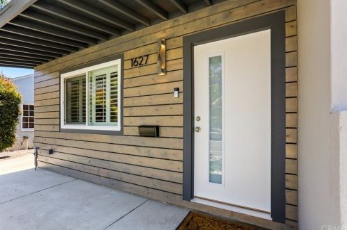 1627 Catalina Blvd, San Diego CA  92107-3720 exterior