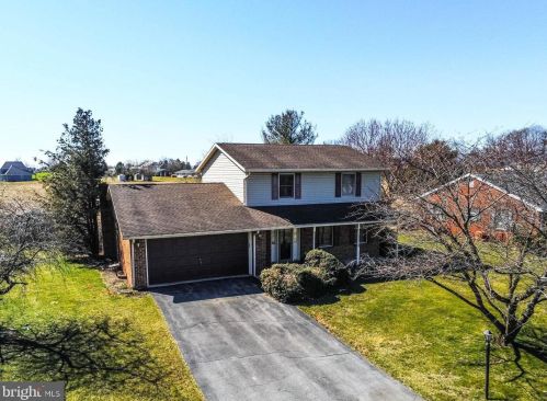48 Dogwood Ct, Lees Cross Roads, PA 17257-8828