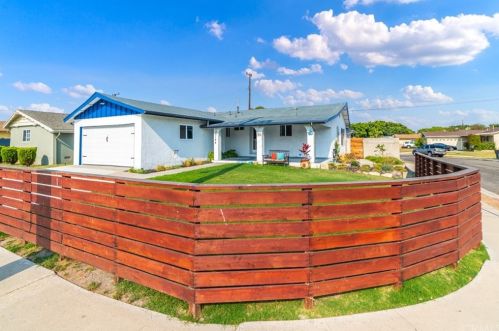 22144 Bonita St, Long Beach, CA 90745-3441