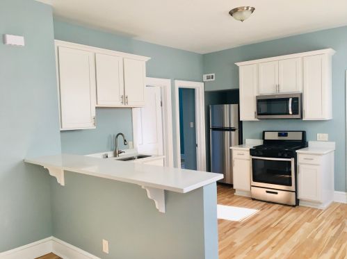 2232 Booth St, Milwaukee, WI 53212-3408