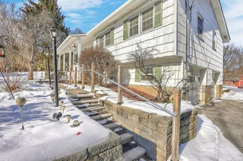 78 Hill Rd, Goshen, NY 10924-5043