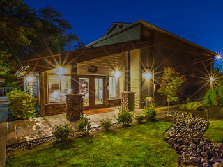 1110 164th St, Bothell WA  98012-1237 exterior