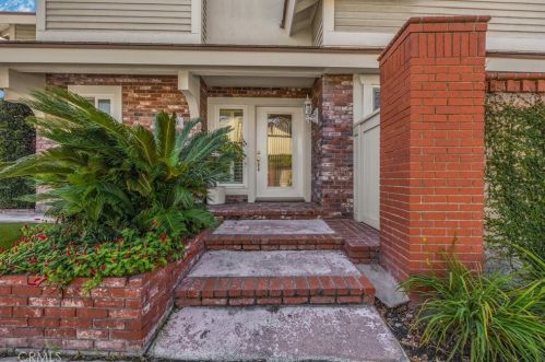 6200 Malaga Ct, Long Beach, CA 90803-4817
