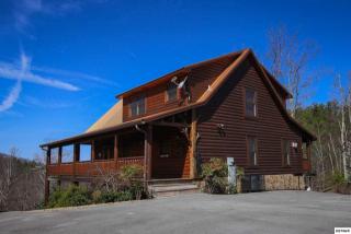 3706 Nathan Way, Pigeon Forge TN  37862-2416 exterior