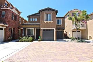 289 Pebble Creek Ln, Orange, CA 92865-1095