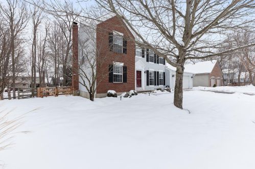 4184 Woodknoll Dr, Stonelick, OH 45103-2558