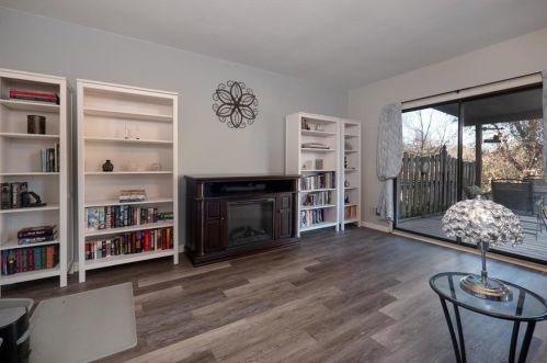 140 Vista Dr, Easton PA  18042-7202 exterior