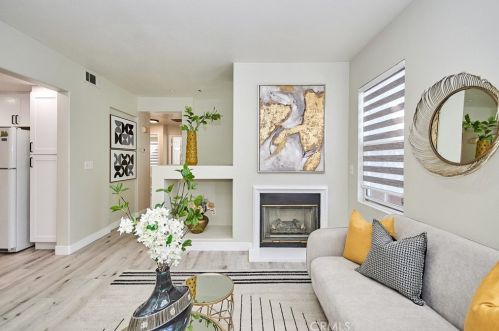 1218 Timberwood, Irvine CA  92620-0276 exterior