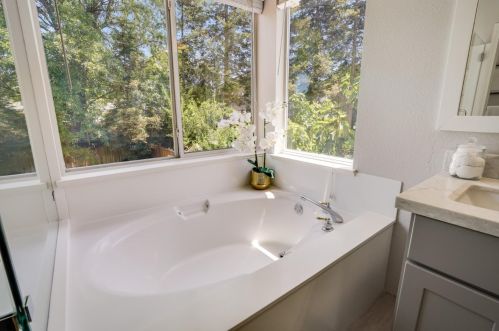 7577 Trotter Way, Pleasanton CA  94566-3121 exterior