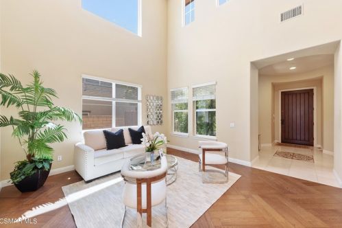 3824 Doheney Ct, Simi Valley CA  93063-0208 exterior