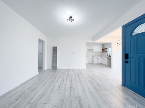 1110 Poplar St, Compton CA  90220-1643 exterior