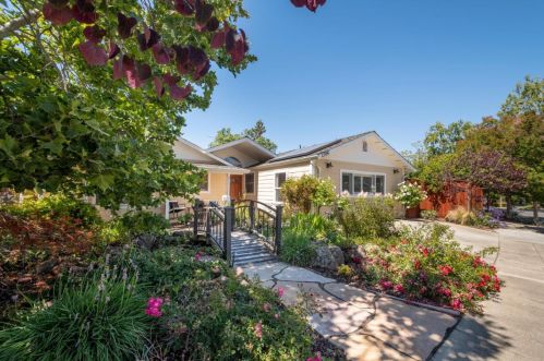 2786 Ohio Ave, Redwood City, CA 94061-3238