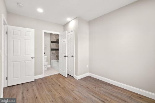 641 Franklin St, Washington DC 20017-1318 exterior