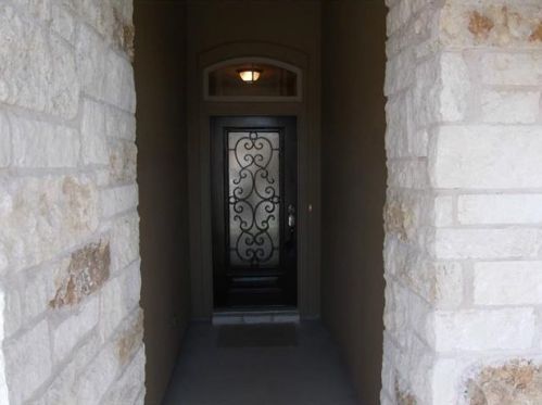 321 Rock Mill Loop, Georgetown TX  78626-7464 exterior