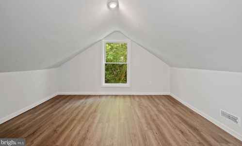 12 Poplar St, Swedesboro NJ  08085-1228 exterior