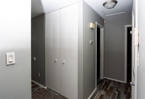 355 60th Dr, Gary IN  46410-3011 exterior