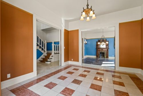 44 7 St, San Jose CA  95112-7401 exterior