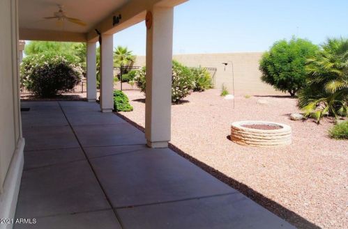 13748 Junipero Dr, Sun City AZ  85375-2337 exterior