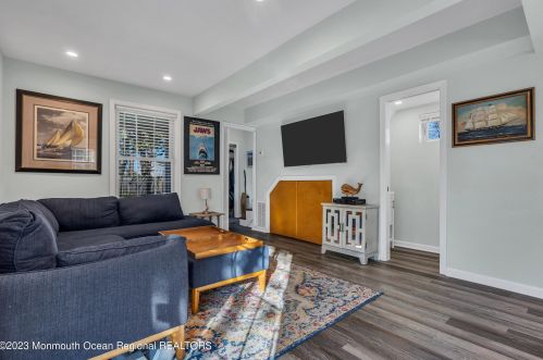 745 20th Ave, Belmar NJ  07719-2924 exterior