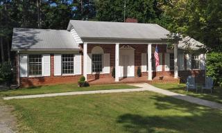 2 4th St, Clarksville VA  23927-9258 exterior