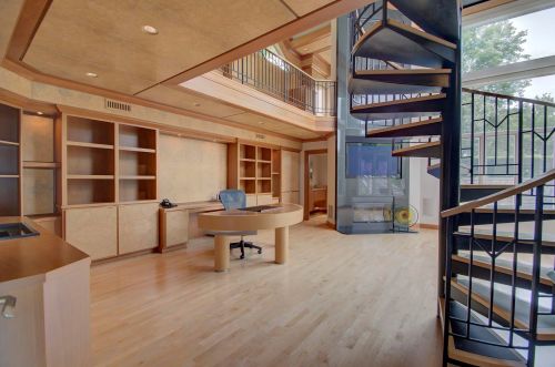 875 Squire Oaks Dr, Covington KY  41017-1342 exterior