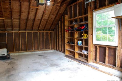 5 Kelsey Ave, Lyme CT  06371-1210 exterior