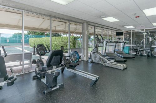 160 Lk Meryl Dr, West Palm Beach FL  33411-3396 exterior