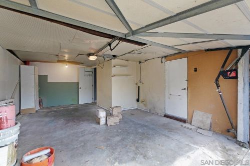 2588 Fairmount Ave, San Diego CA 92105-3421 exterior