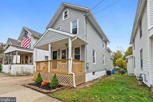 24 New St, West Deptford, NJ 08093-1162