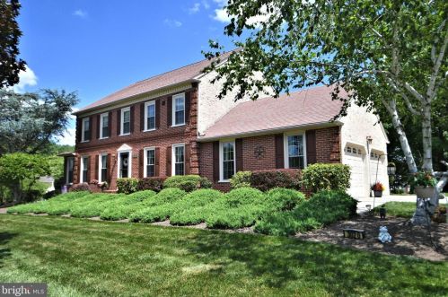 3020 Green Ridge Dr, Norristown, PA 19403-3835