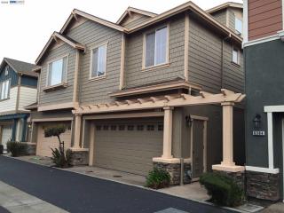 6392 Sussex Ct, Pleasanton, CA 94568-7443