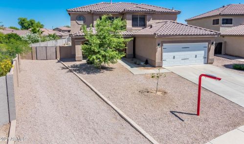 3364 Wyatt Way, Gilbert, AZ 85297-7784