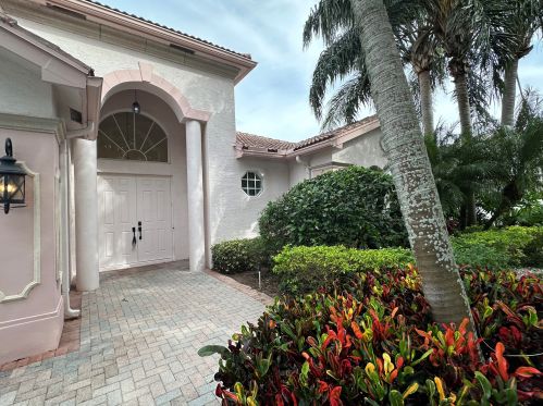 11016 Malaysia Cir, Boynton Beach, FL 33437-7054