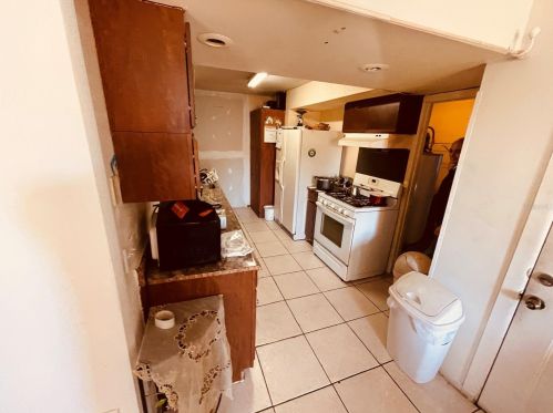 2471 Princess Carol Ct, Orlando FL  32807-8523 exterior