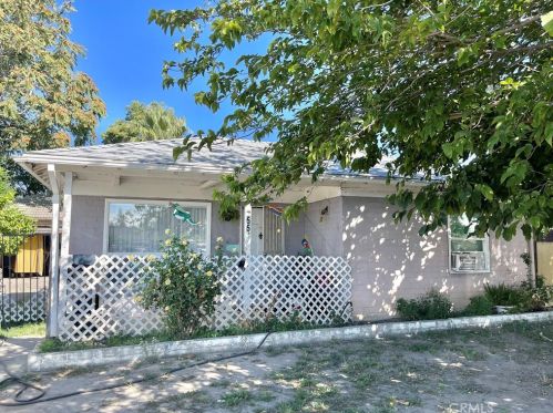 25546 Amanda St, San Bernardino, CA 92404-6402