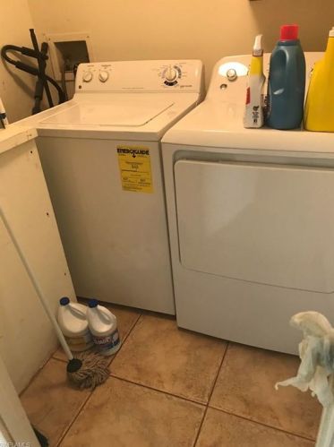 3625 Boca Ciega Dr, Naples FL 34112-6875 exterior