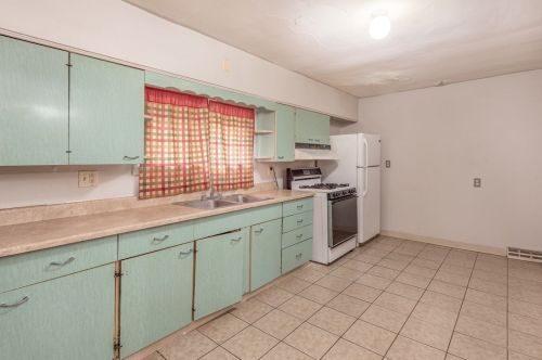 508 9th Ave, Whitaker, PA 15120-1916