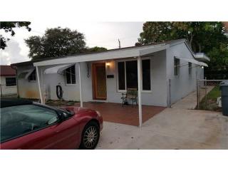 1320 70th Ter, Hollywood, FL 33024-5433