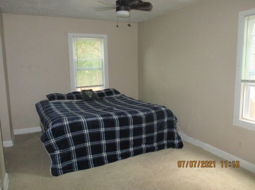 4319 87th St, Milwaukee WI  53222-1799 exterior