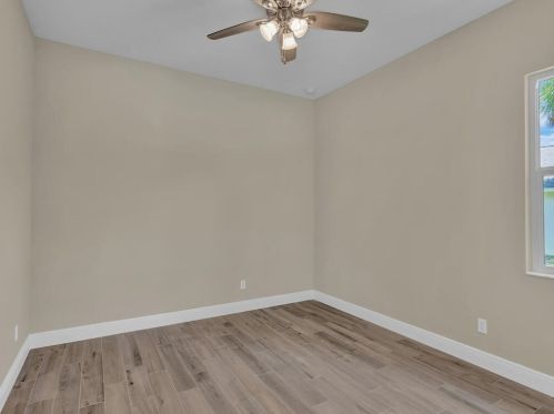 3906 58th Cir, Vero Beach FL  32966-6522 exterior