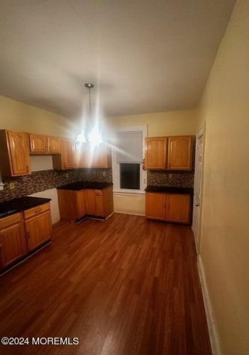 227 Wainwright St, Newark NJ 07112-1226 exterior