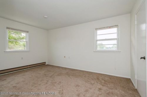 129 Whittier Rd, Bricktown NJ  08724-2404 exterior