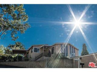 97 Navajo Ln, Topanga, CA 90290-4448
