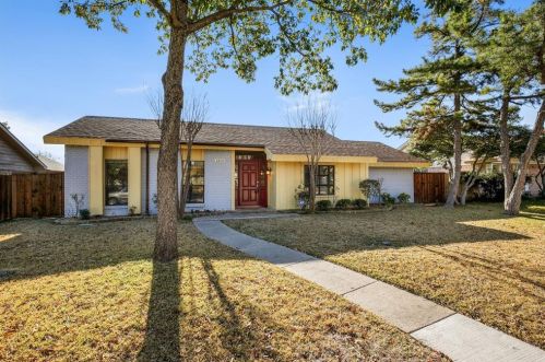 1810 Dawn Cir, Richardson, TX 75081-4761