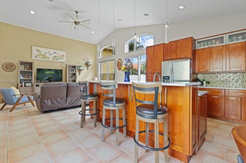 18880 29th St, Hollywood FL  33029-2411 exterior